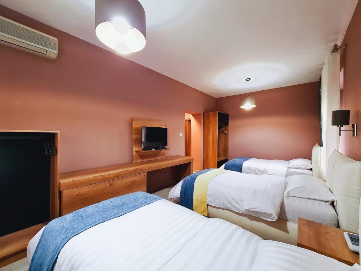 Eder Hotel 3*