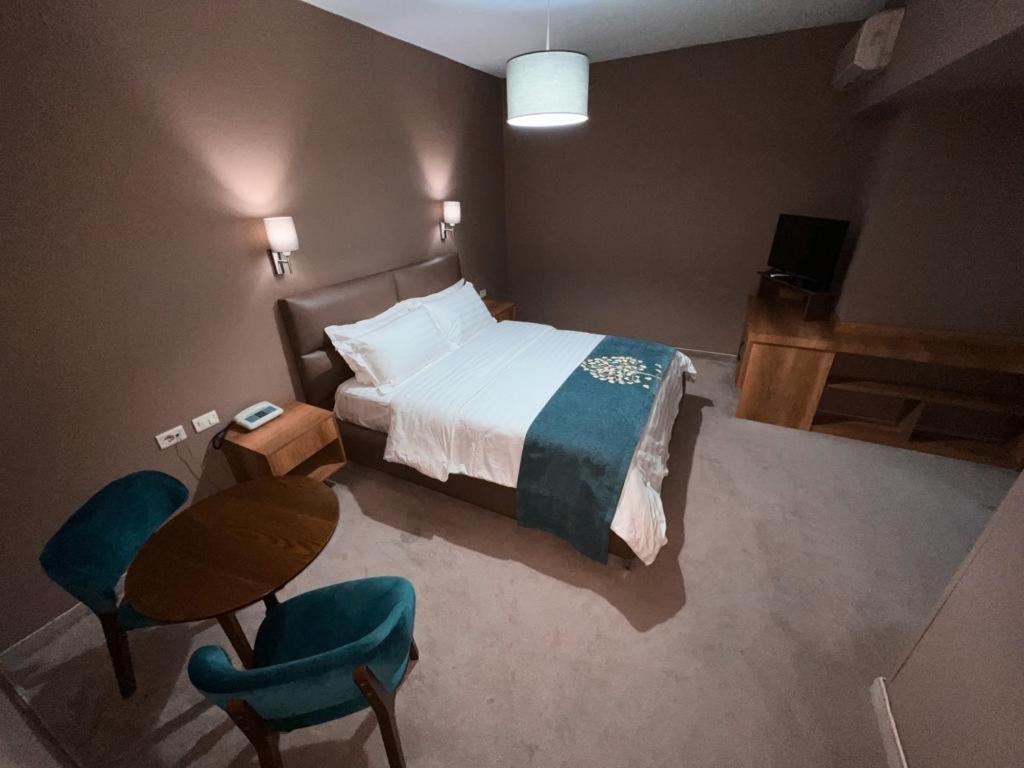 Hotel Eder Tirana